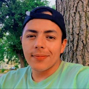 Meet your Posher, Alejandro